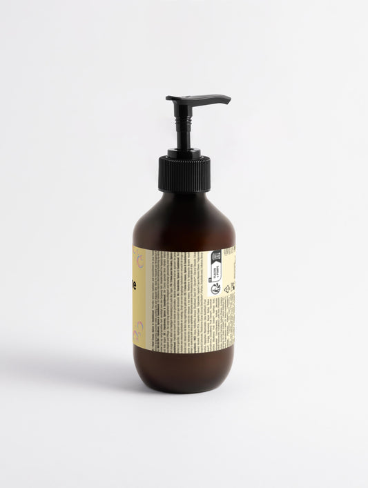 ✨ Silk Skin Handcreme, Gewürze & Sandelholz